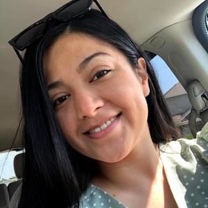 Meet your Posher, Mirna